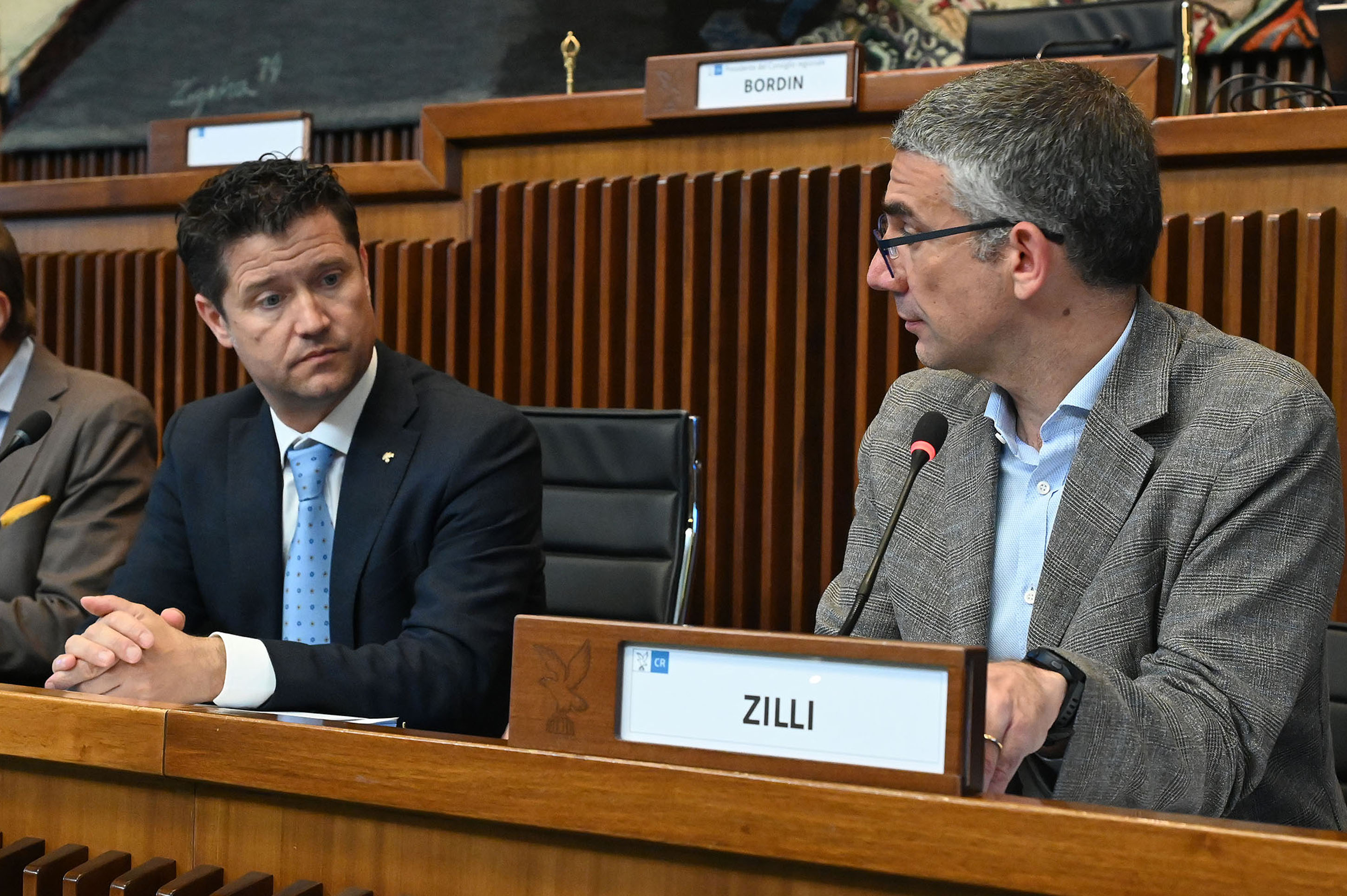 OMNIBUS. I COMM APPROVA DDL 79, OPPOSIZIONI ASTENUTE. IN AULA 19-21/5